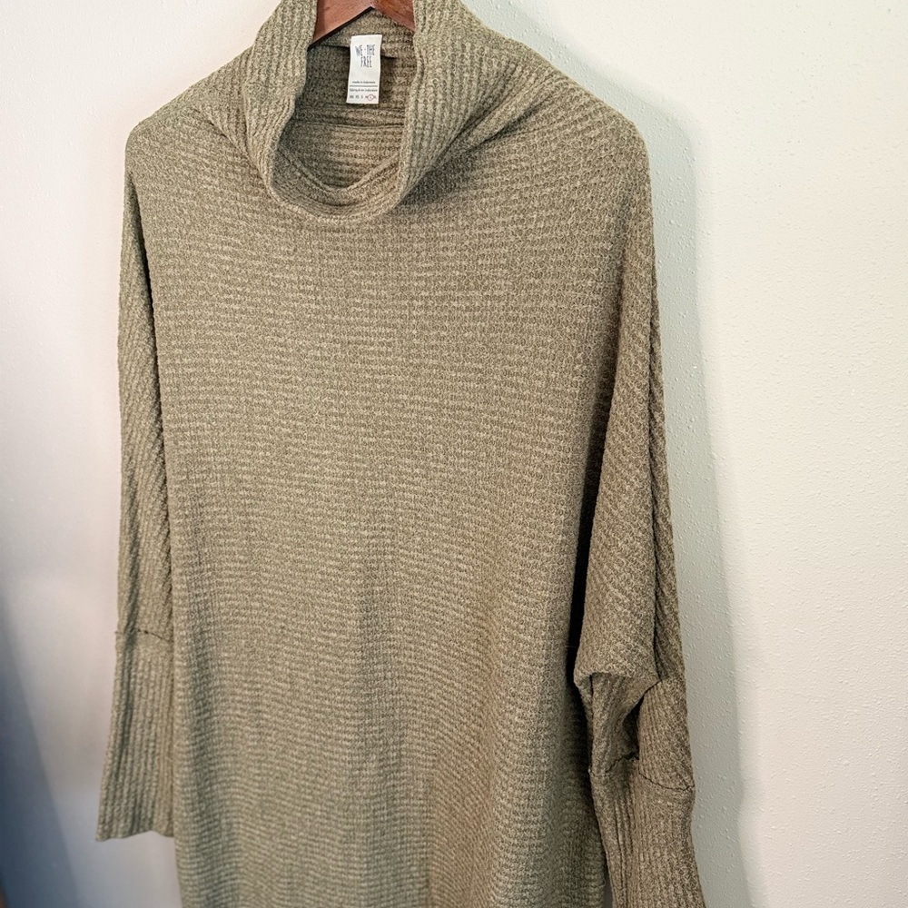 Free People We The Free Waffle Knit Tunic XS Taupe Cowl Neck